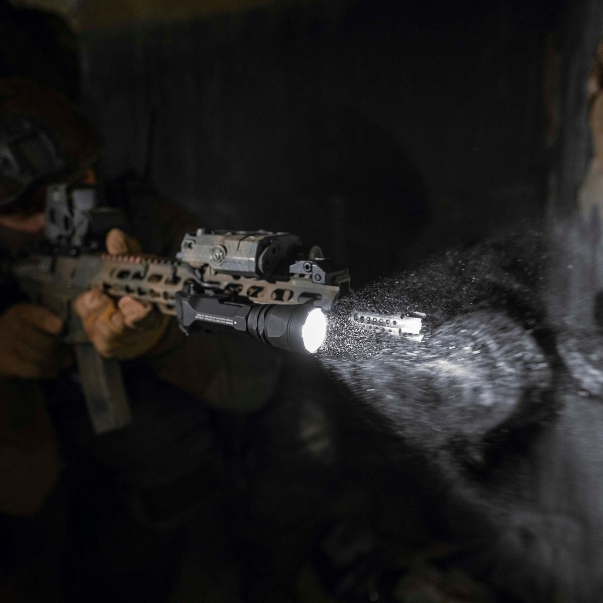 Flashlight Armytek Parma C2IR Pro White & IR Rifle Flashlight | 1250 Lumens